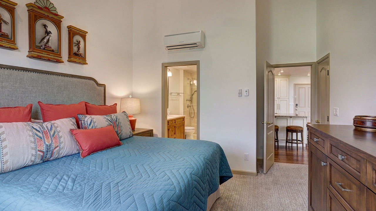 Photo of Bedroom in Edwards