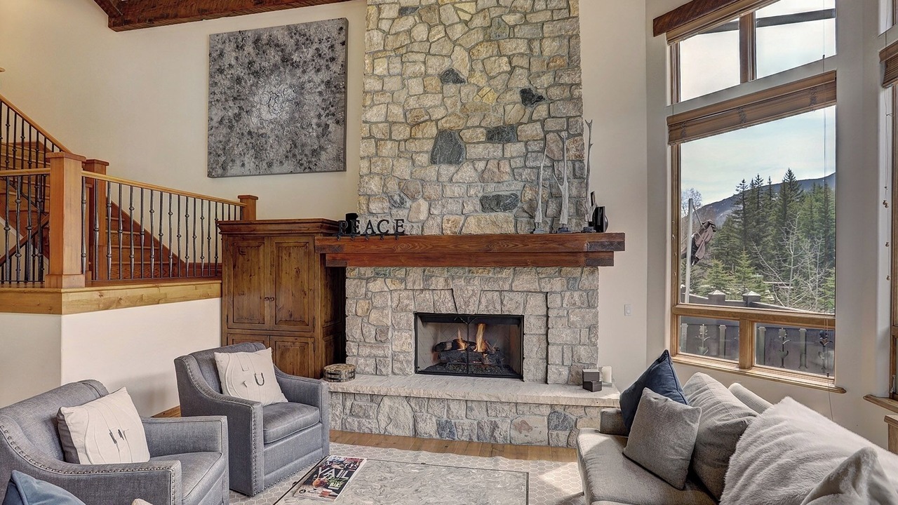 Photo of Livingroom in Gore Creek Place