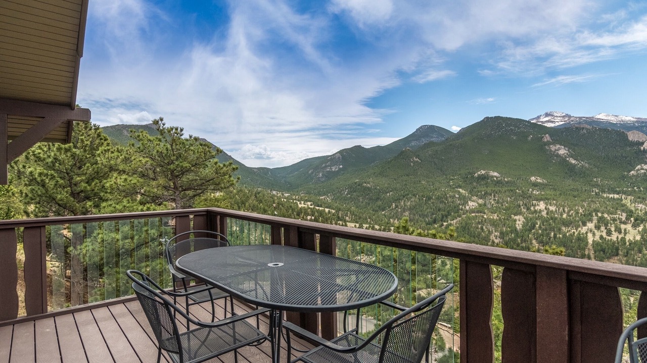 Photo of Patio Balcony in Windcliff Estates