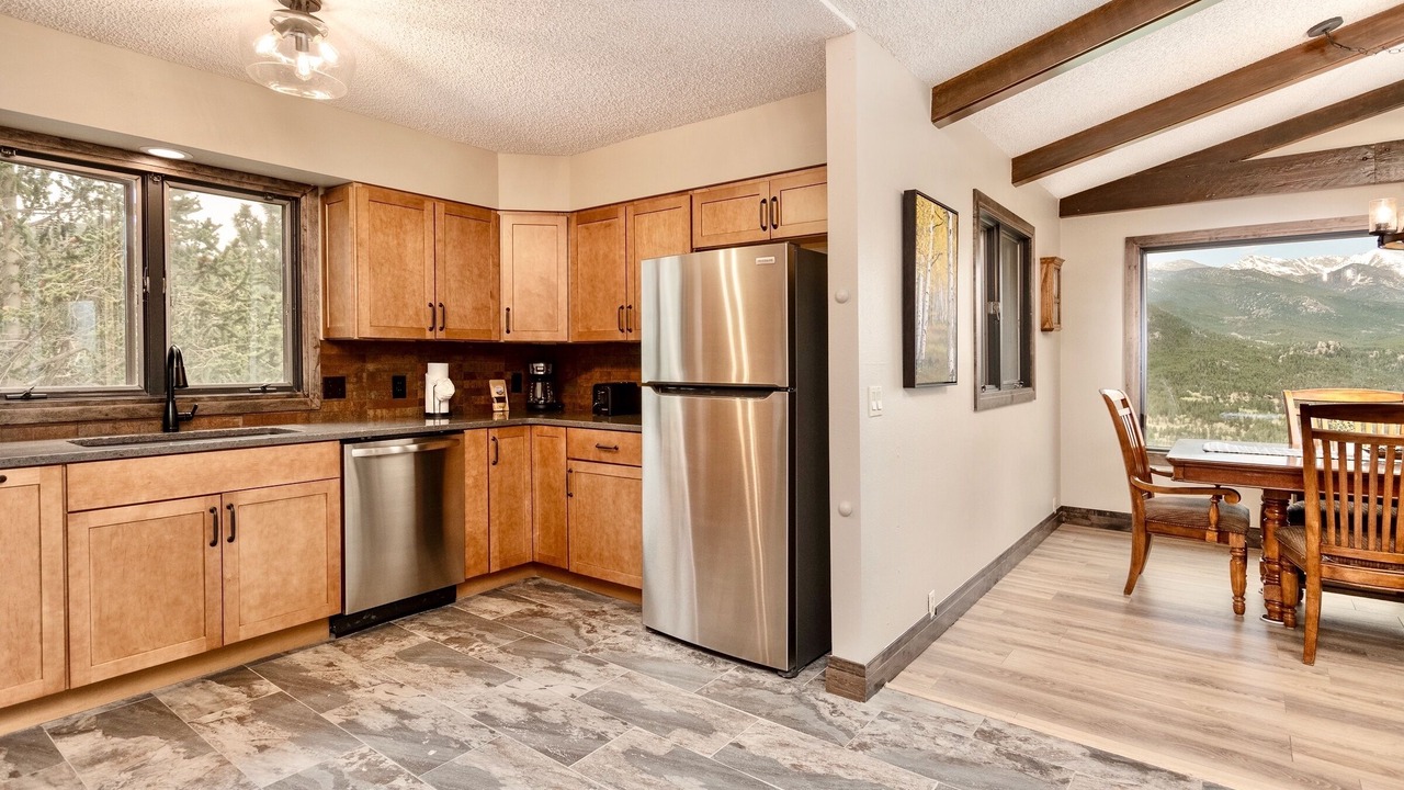 Photo of Bedroom in Windcliff Estates