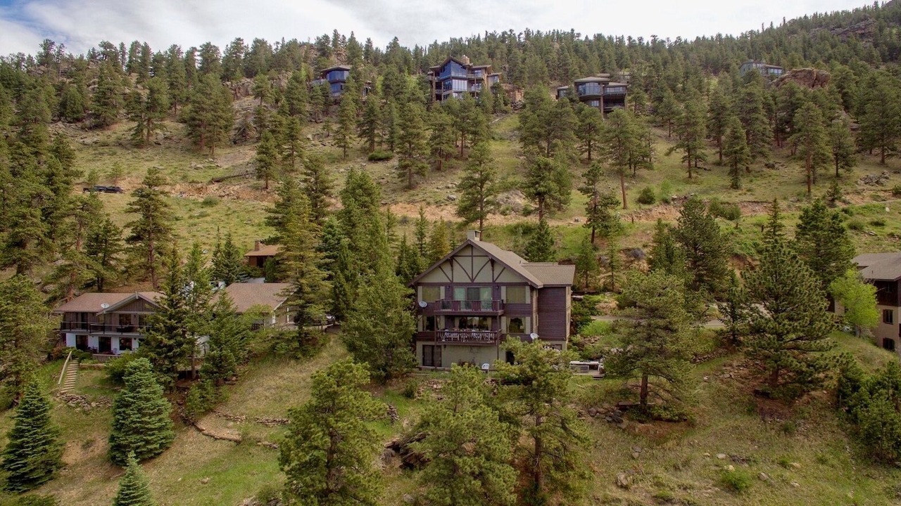 Photo of Others in Windcliff Estates