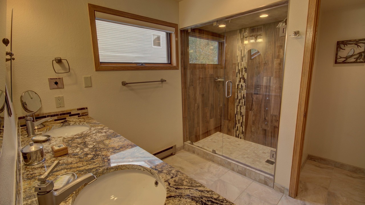 Photo of Bathroom in Mountain House