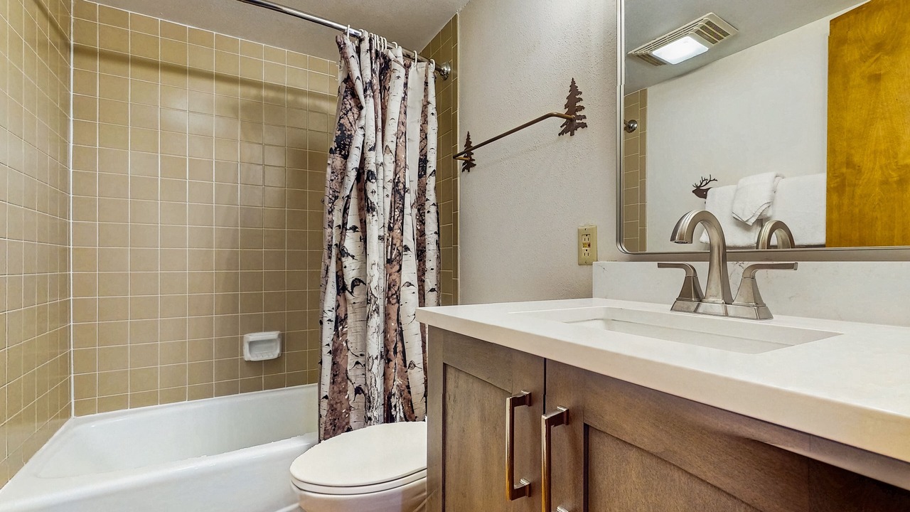 Photo of Bathroom in Copper Mountain Village