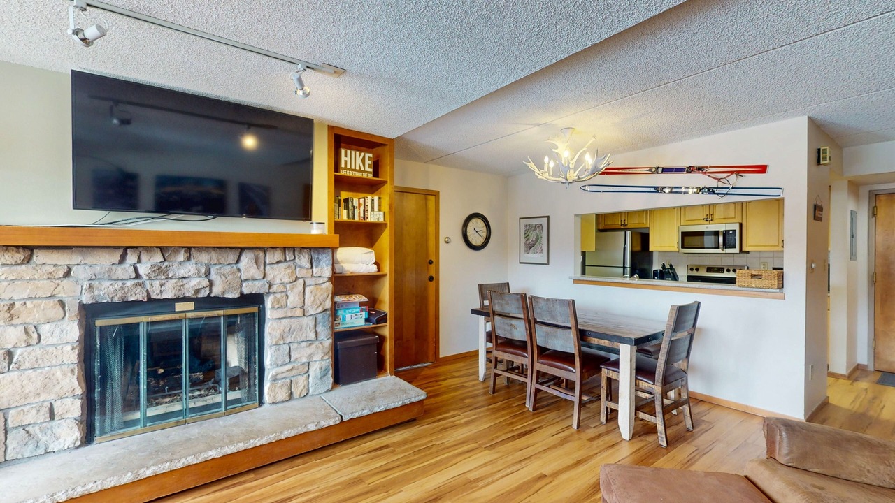 Photo of Livingroom in Copper Mountain Village