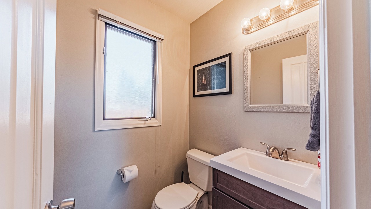 Photo of Bathroom in Broadmoor