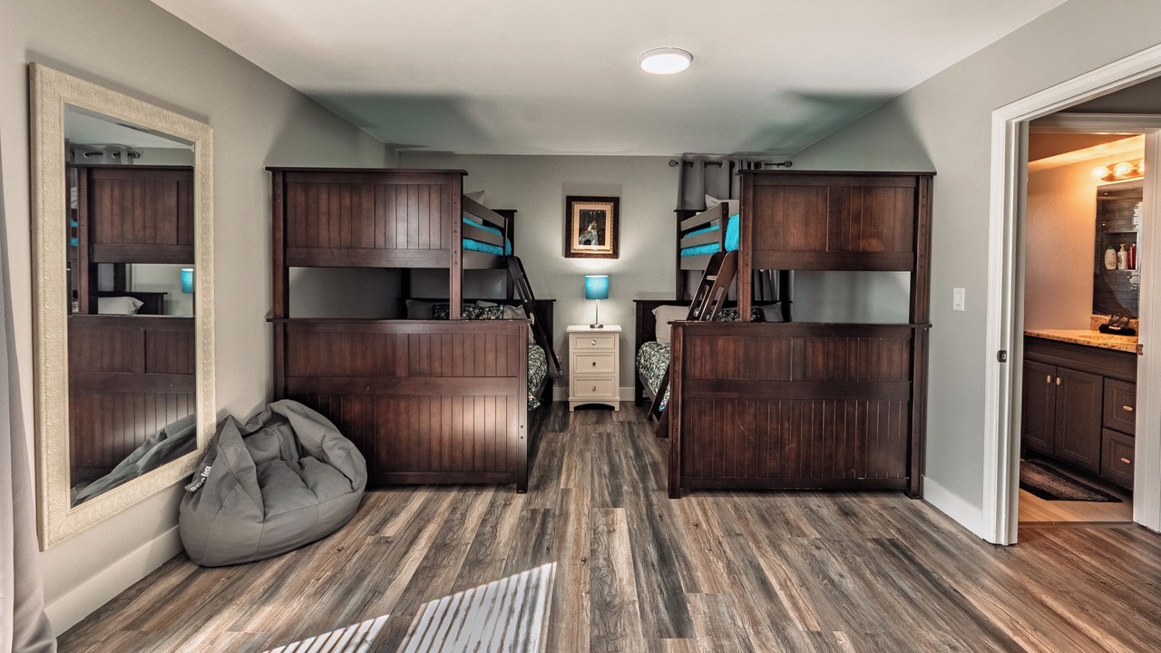 Photo of Bedroom in Broadmoor