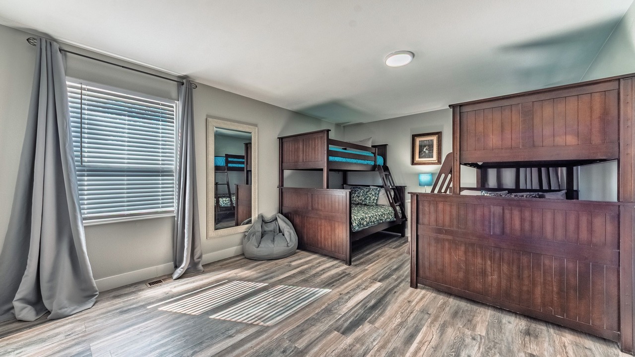 Photo of Bedroom in Broadmoor