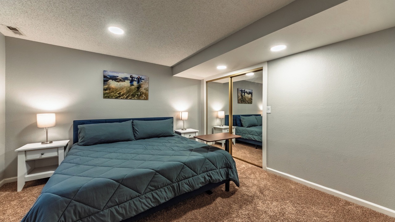 Photo of Bedroom in Broadmoor