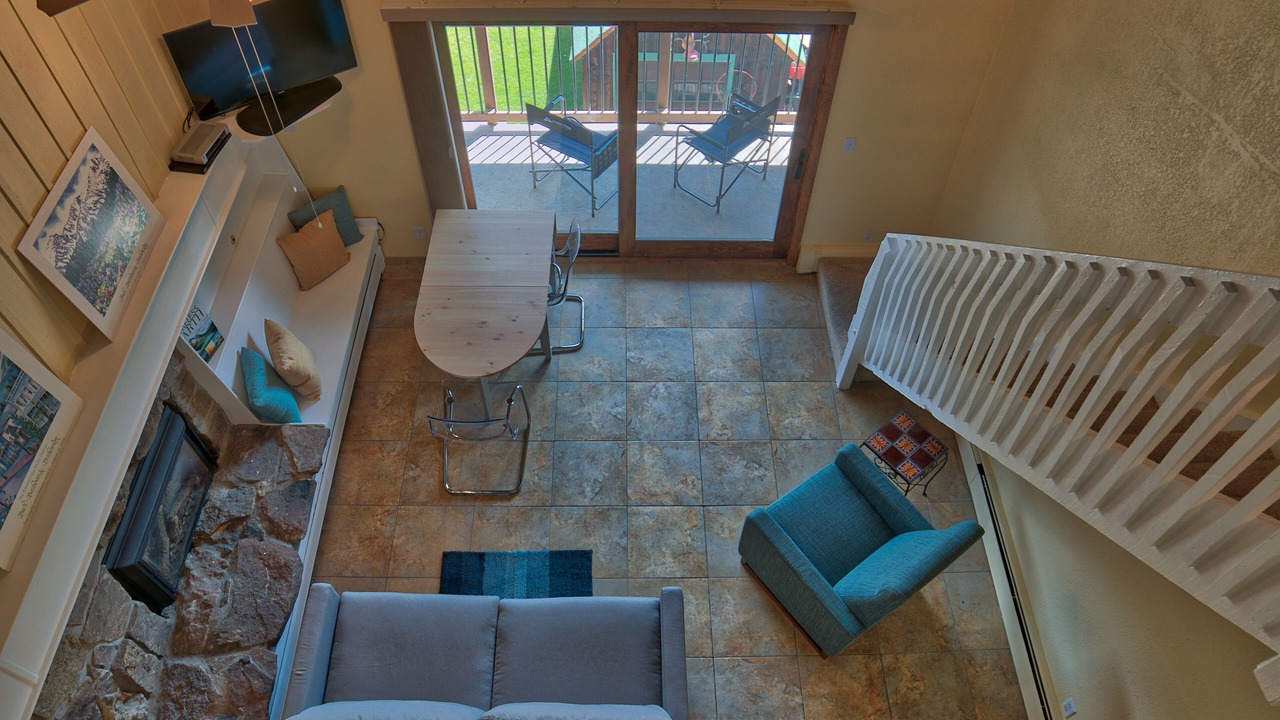 Photo of Livingroom in Historic District