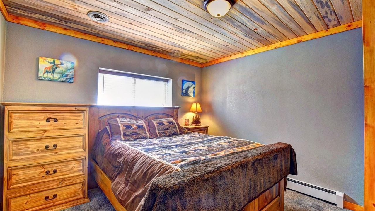 Photo of Bedroom in Valley of the Sun