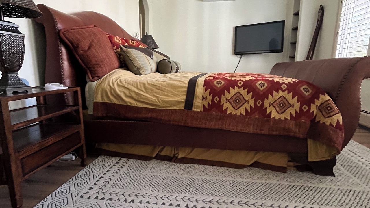 Photo of Bedroom in Edwards