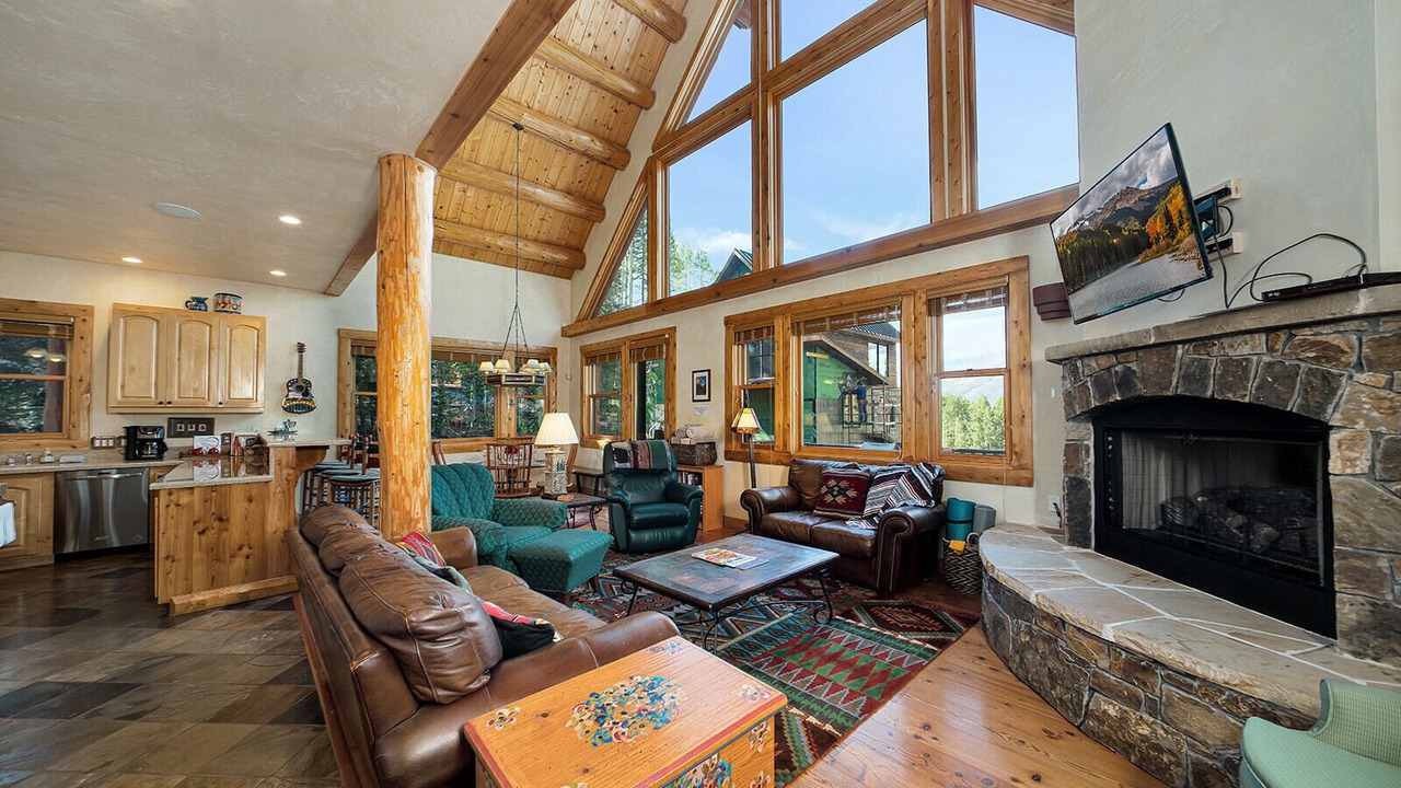 Photo of Livingroom in Mountain Village