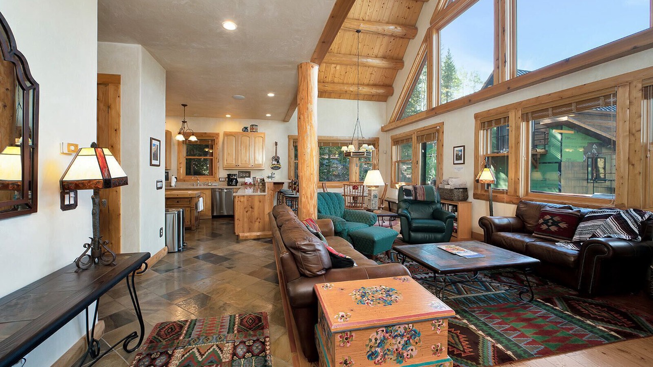Photo of Livingroom in Mountain Village