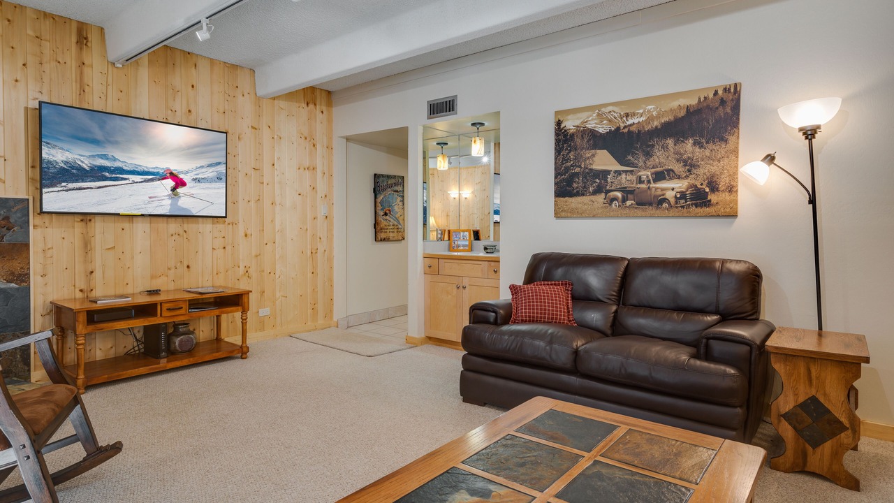 Photo of Livingroom in Warrior's Mark