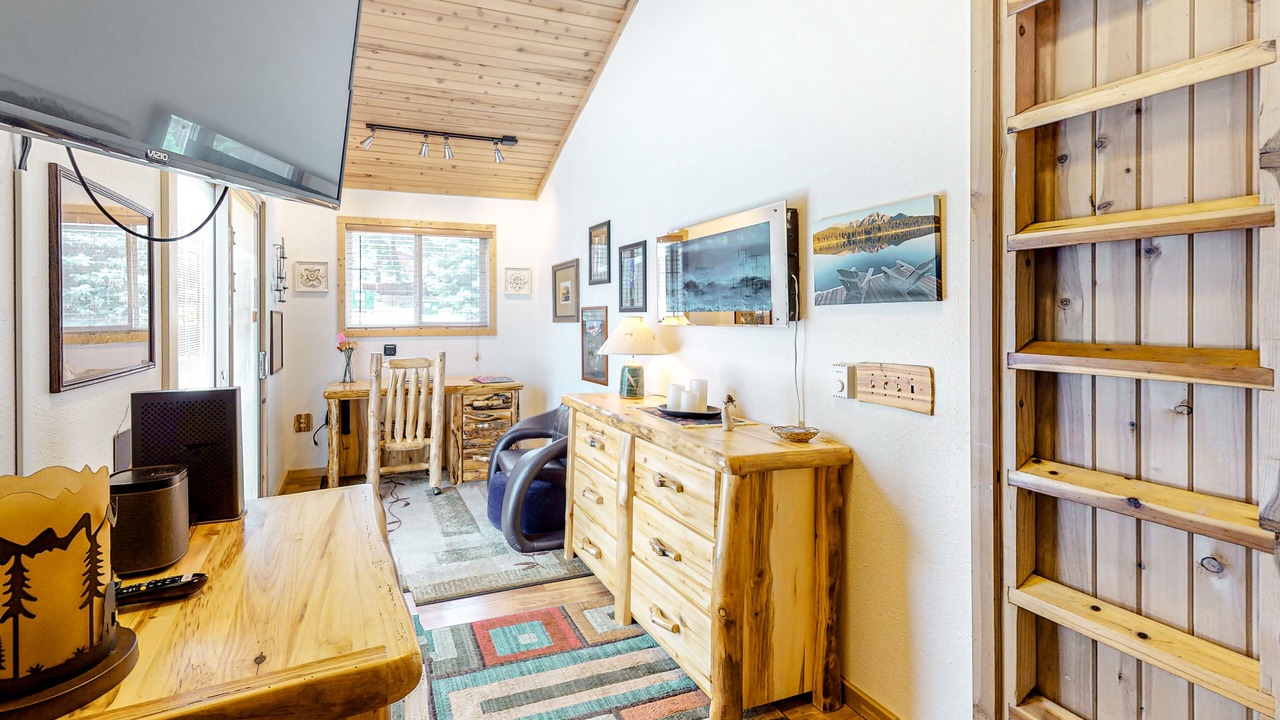Photo of Bedroom in Estes Park