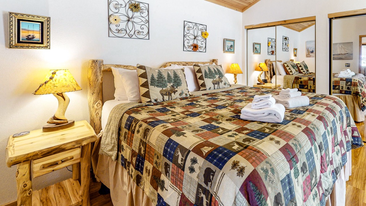 Photo of Bedroom in Estes Park