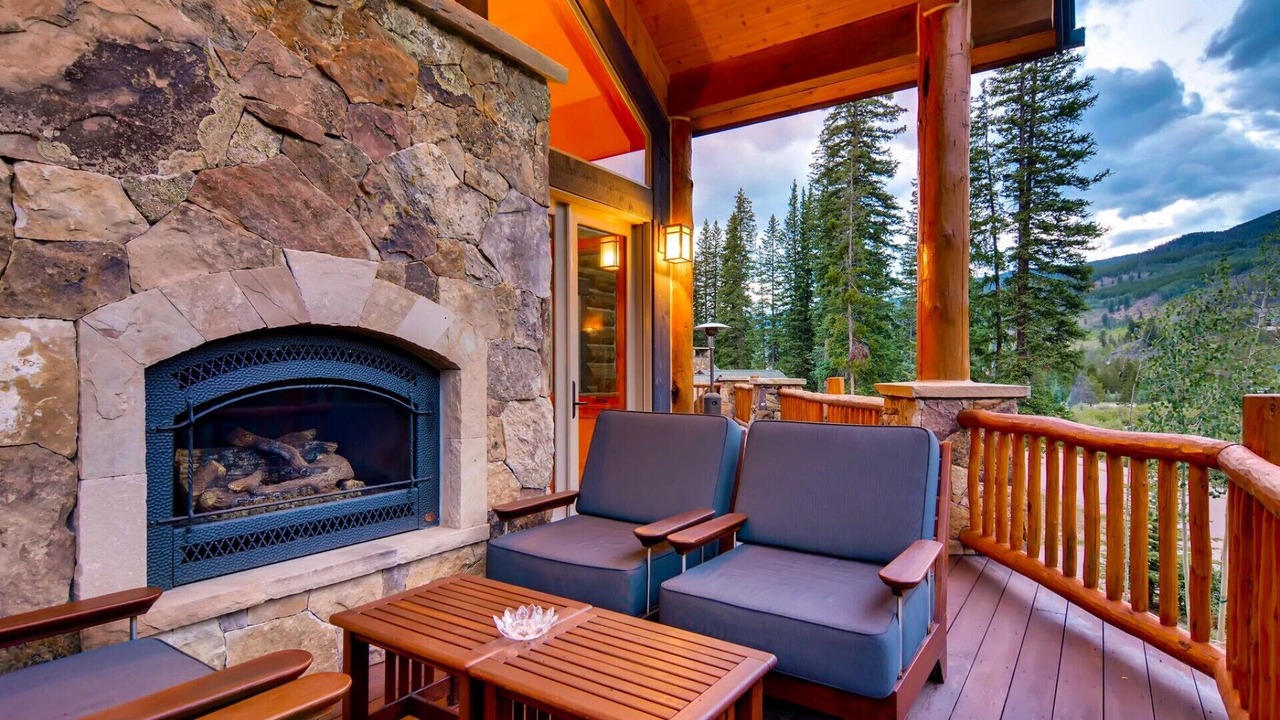Photo of Others in Keystone