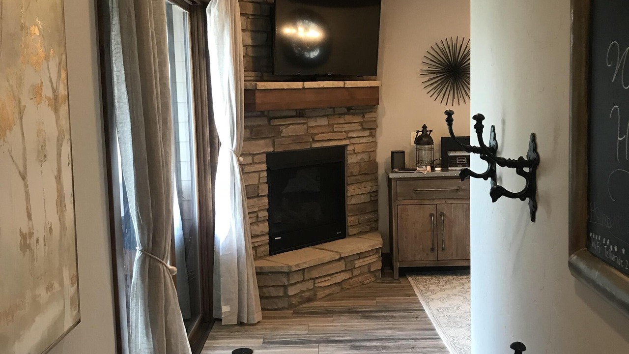 Photo of Livingroom in Silverthorne