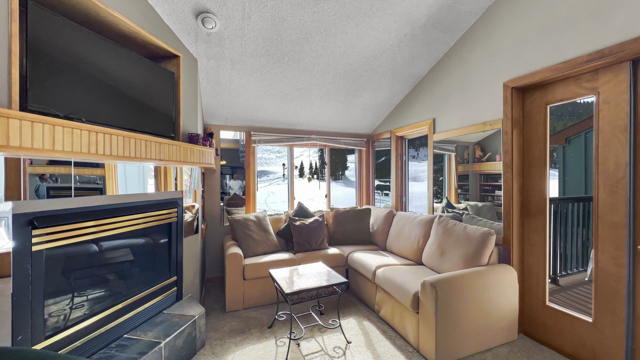 Photo of Livingroom in East Village at Copper