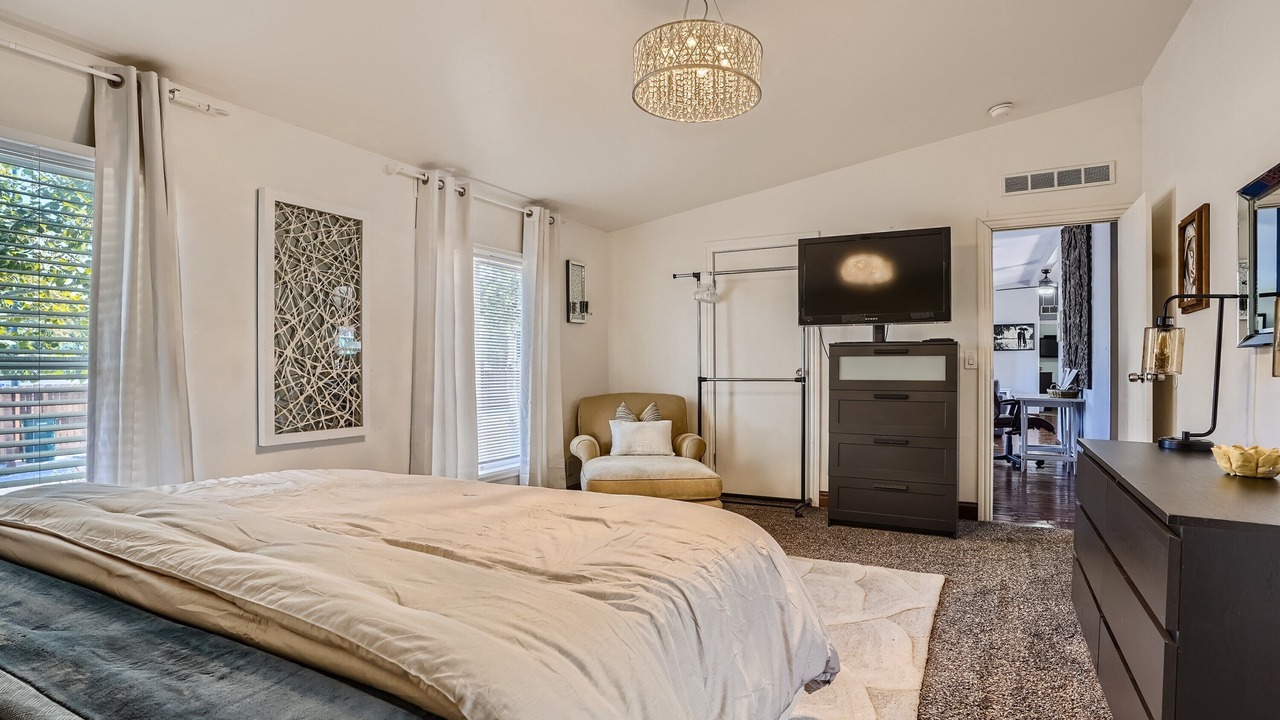 Photo of Bedroom in Lakewood