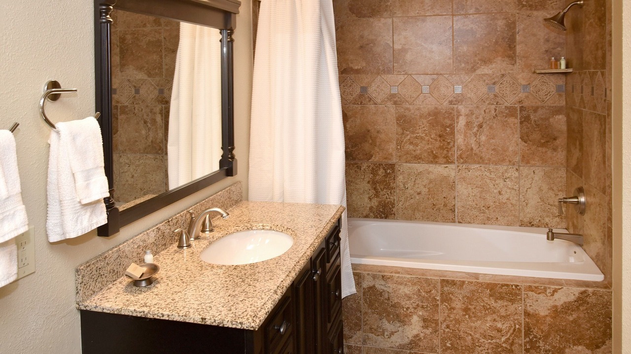 Photo of Bathroom in Highland Meadows