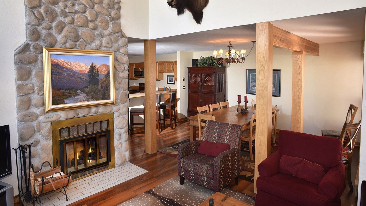 Photo of Bedroom in Highland Meadows