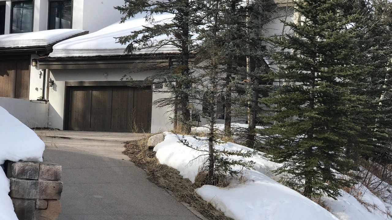 Photo of Outdoor in Highland Meadows