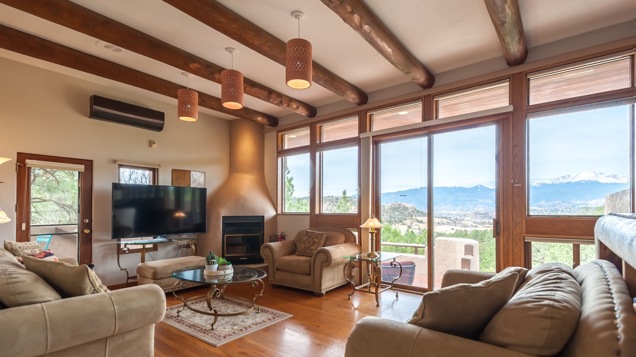 Photo of Livingroom in Northeast Colorado Springs