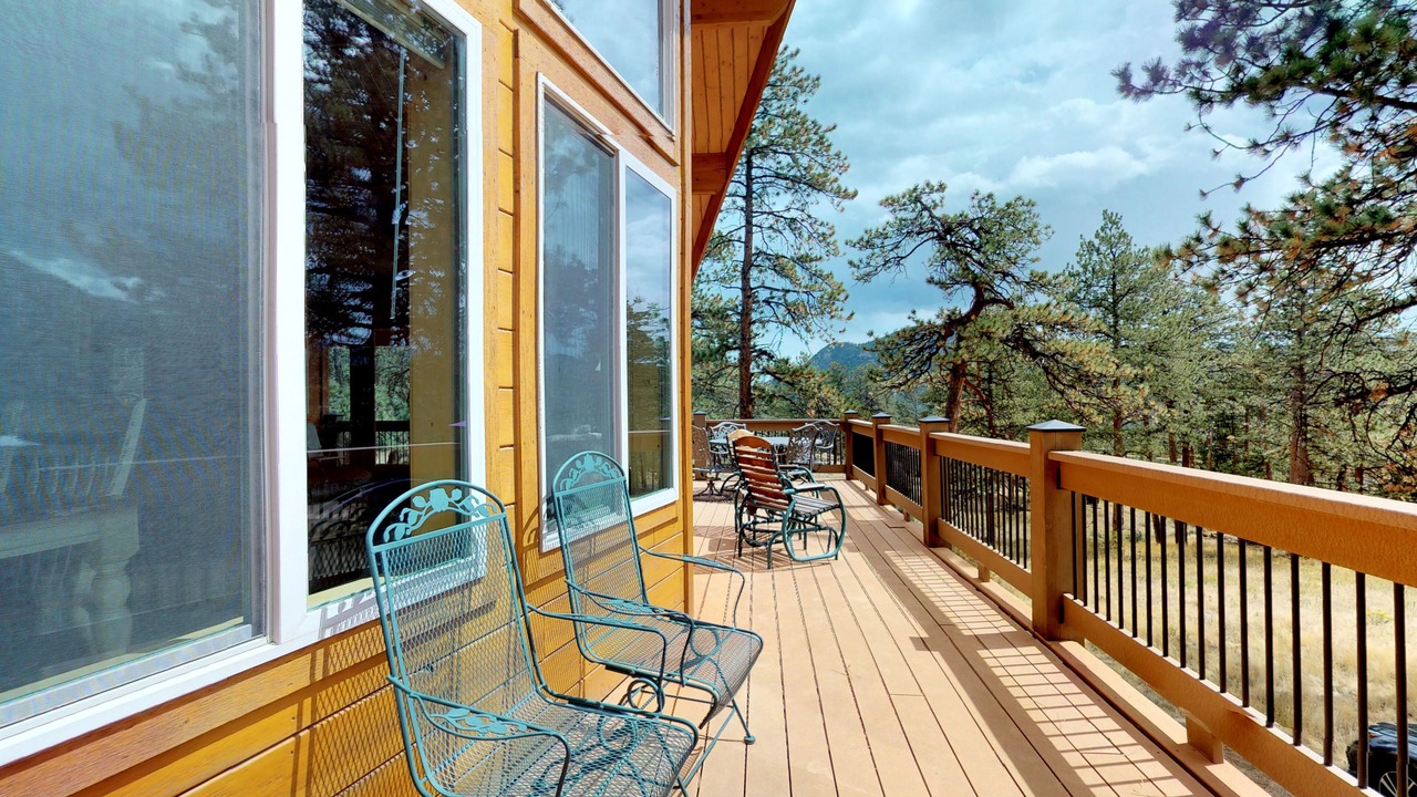 Photo of Patio Balcony in Estes Park