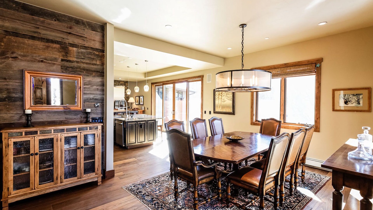 Photo of Livingroom in Woody Creek