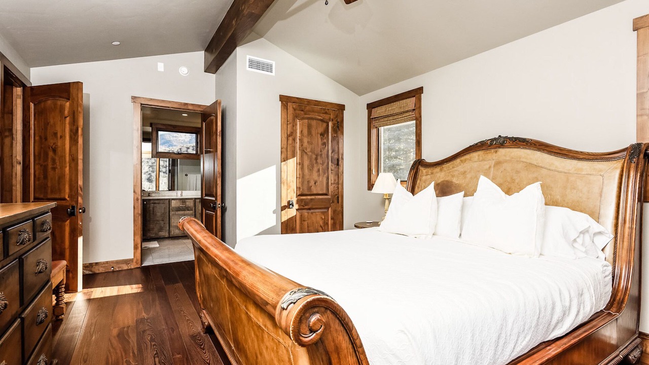 Photo of Bedroom in Woody Creek