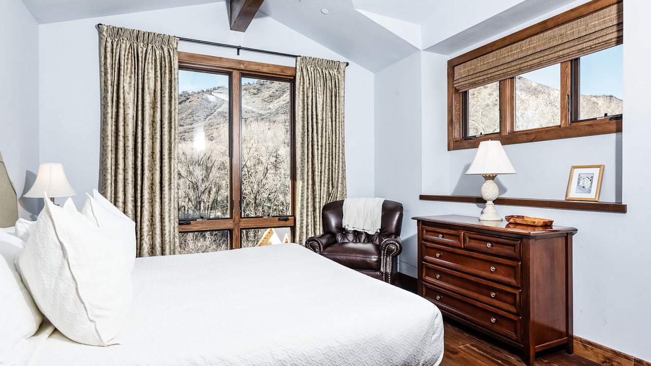 Photo of Bedroom in Woody Creek