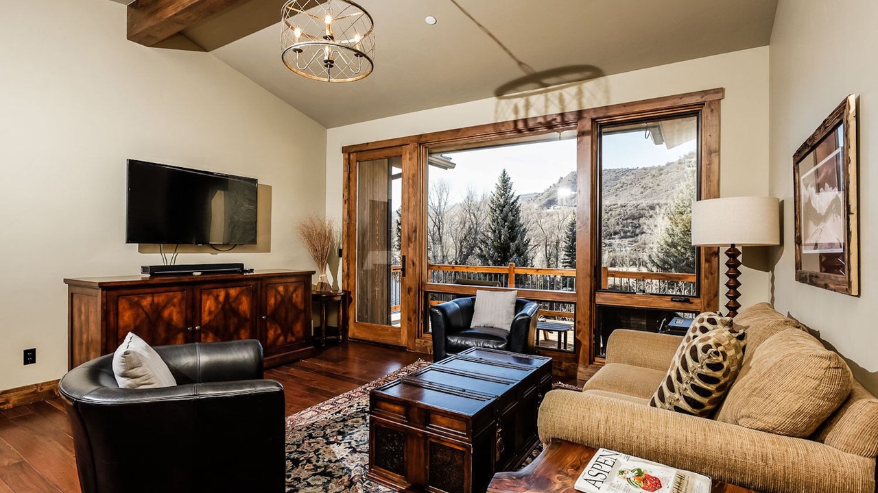 Photo of Bedroom in Woody Creek