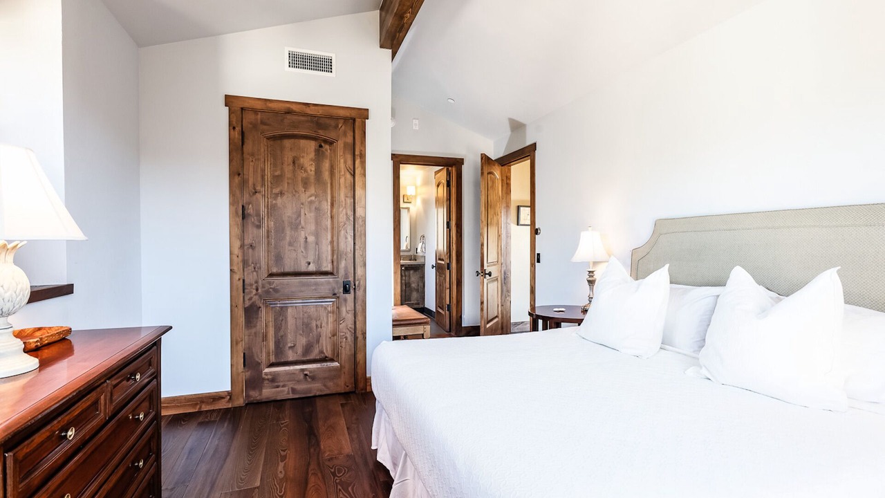 Photo of Bedroom in Woody Creek