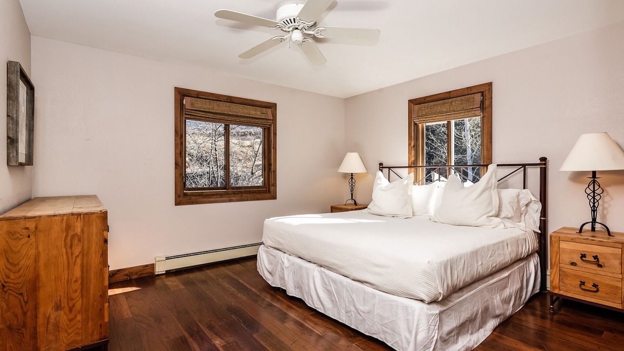 Photo of Bedroom in Woody Creek