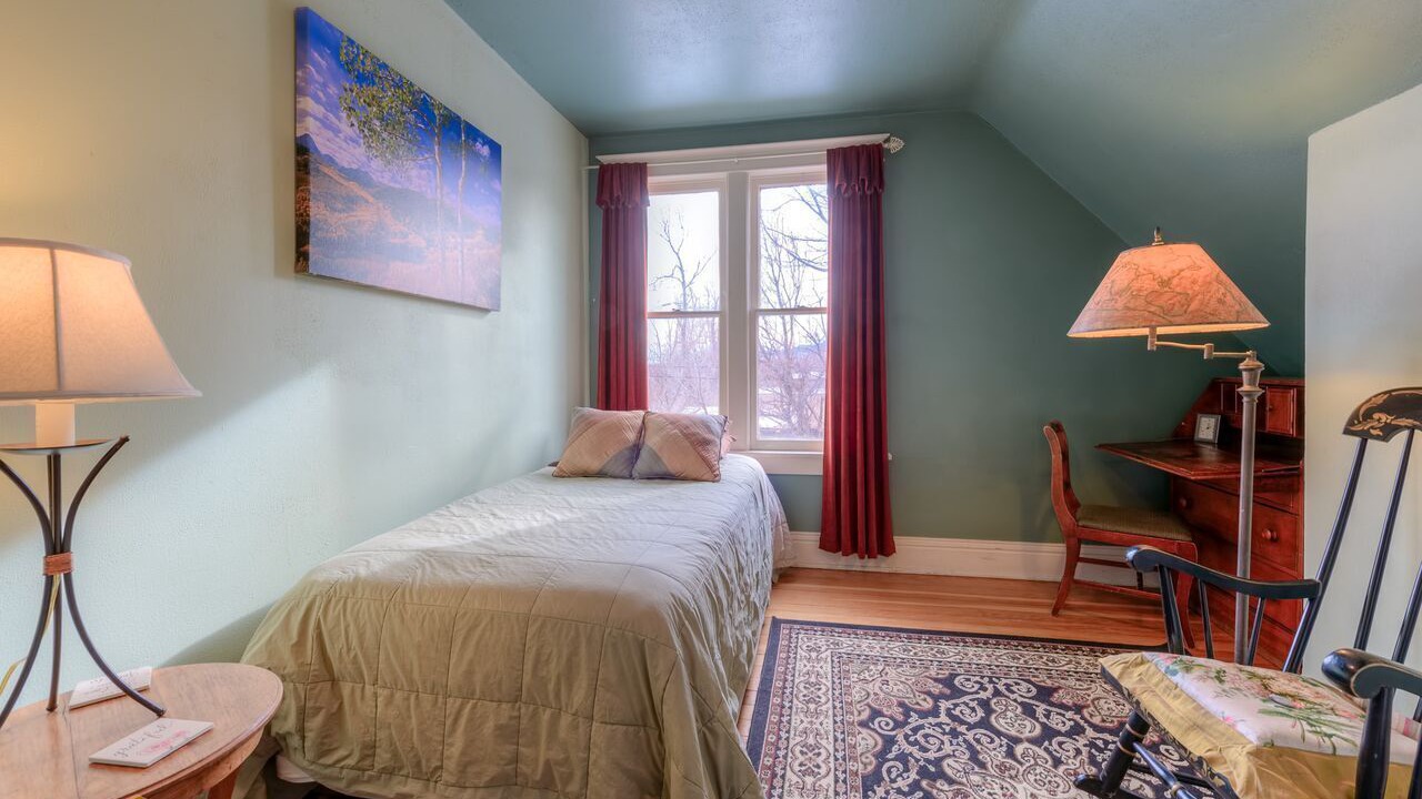 Photo of Bedroom in Newlands
