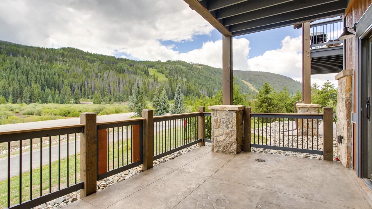 Photo of Patio Balcony in River Run