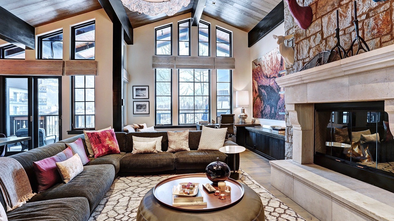 Photo of Livingroom in Vail