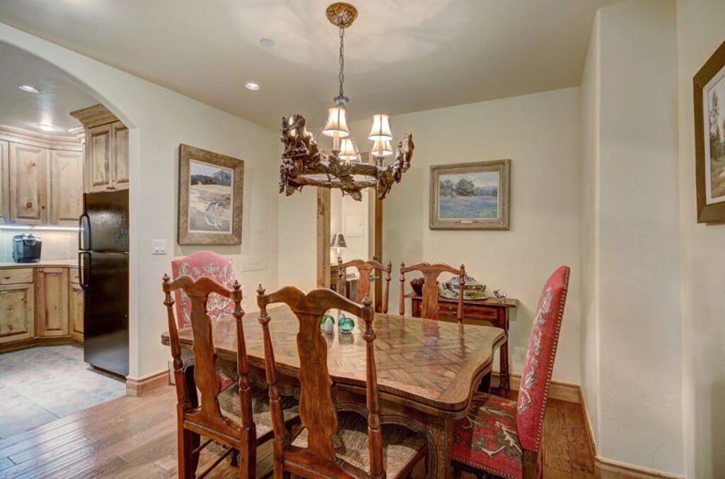 Photo of Bedroom in Edwards
