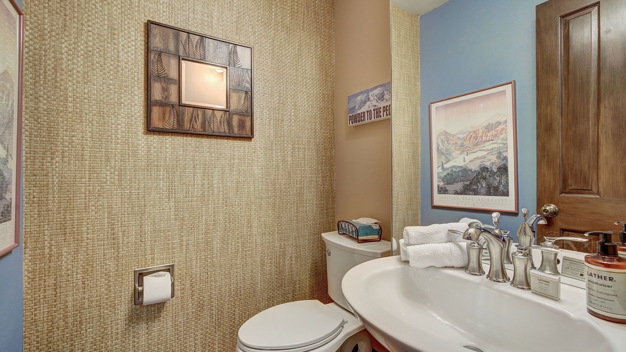 Photo of Bedroom in Edwards