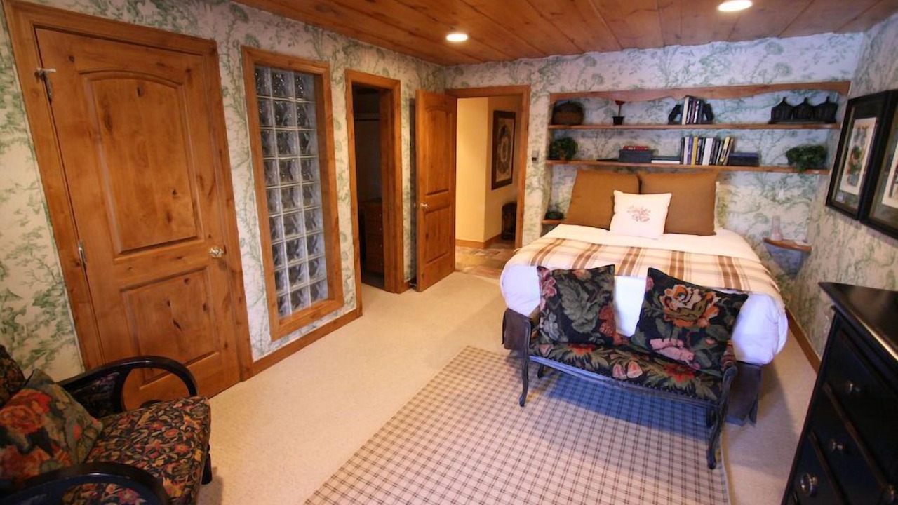 Photo of Bedroom in Vail