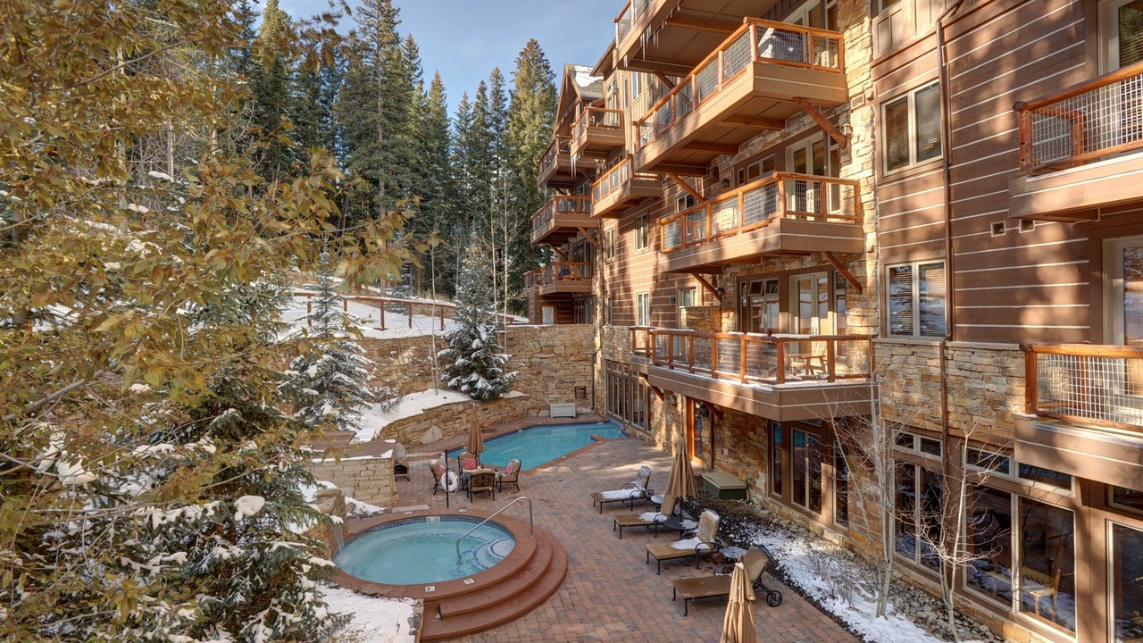 Photo of Outdoor in River Run