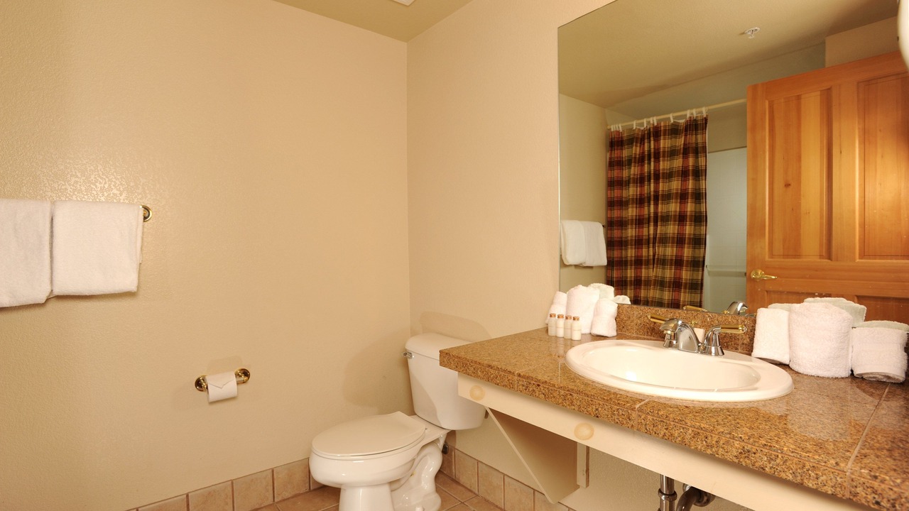 Photo of Bathroom in Mountain House