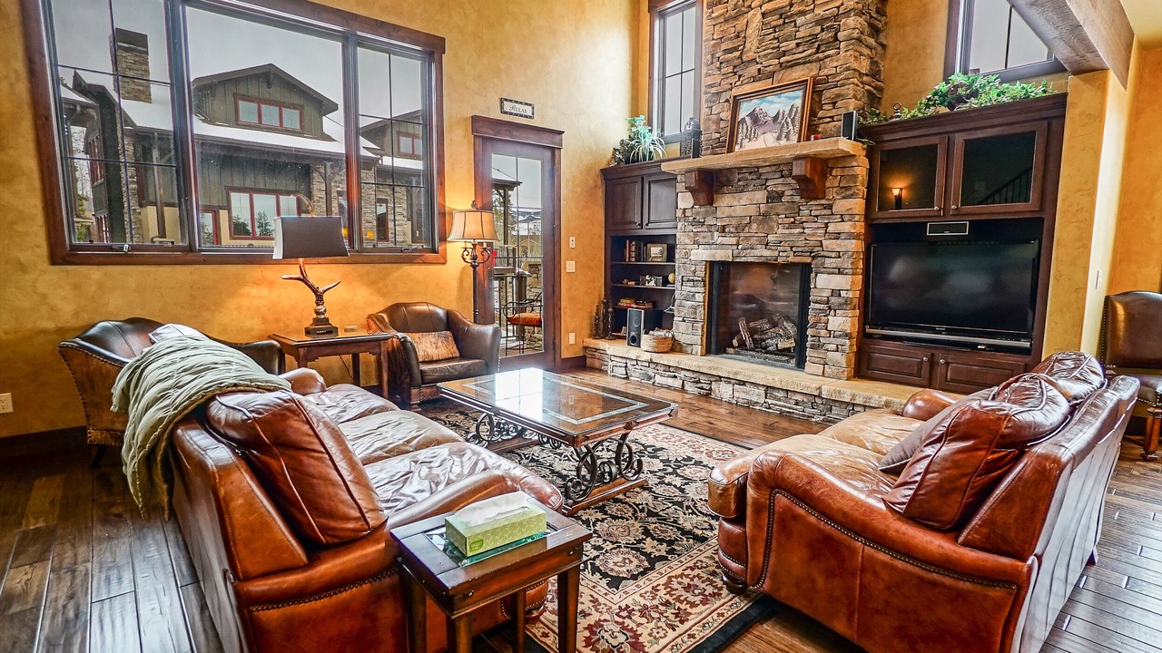 Photo of Livingroom in Fraser