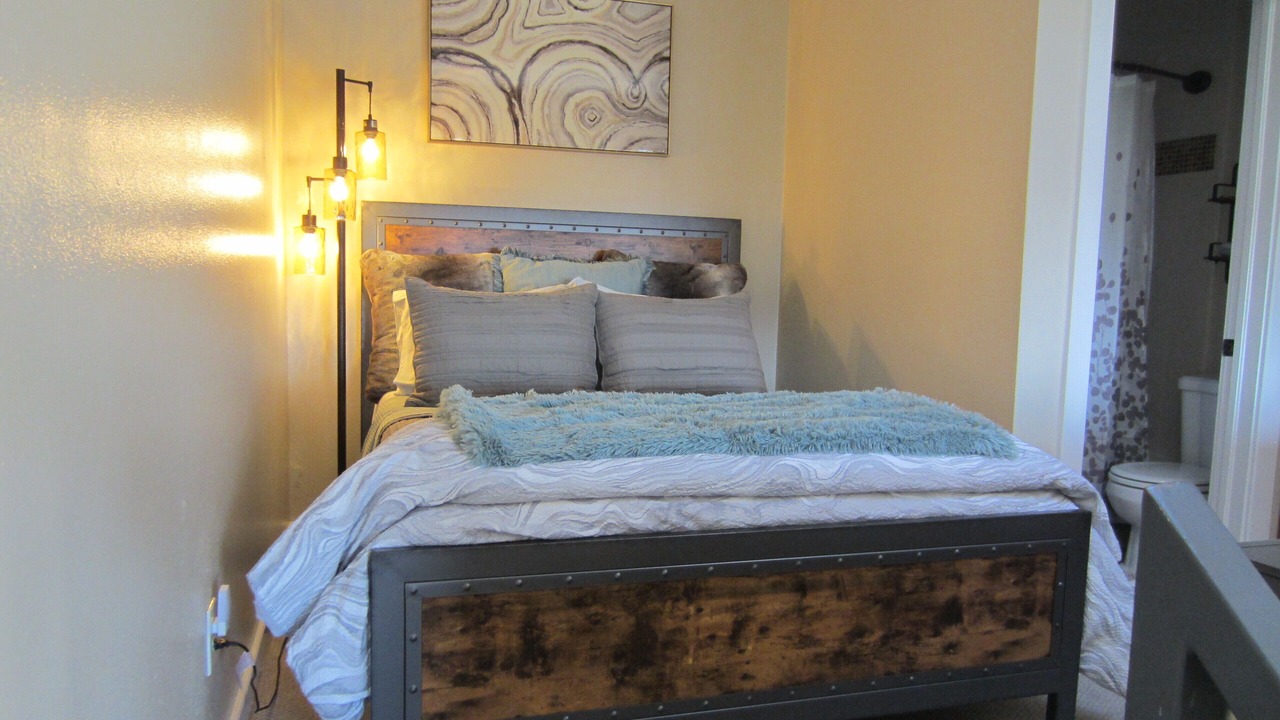 Photo of Bedroom in Ballpark