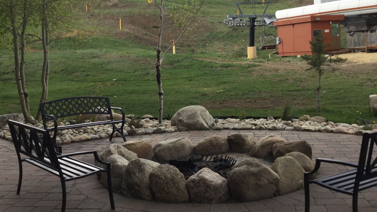 Photo of Outdoor in Silvercreek