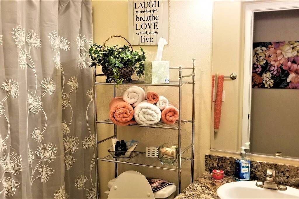 Photo of Bathroom in Alamosa