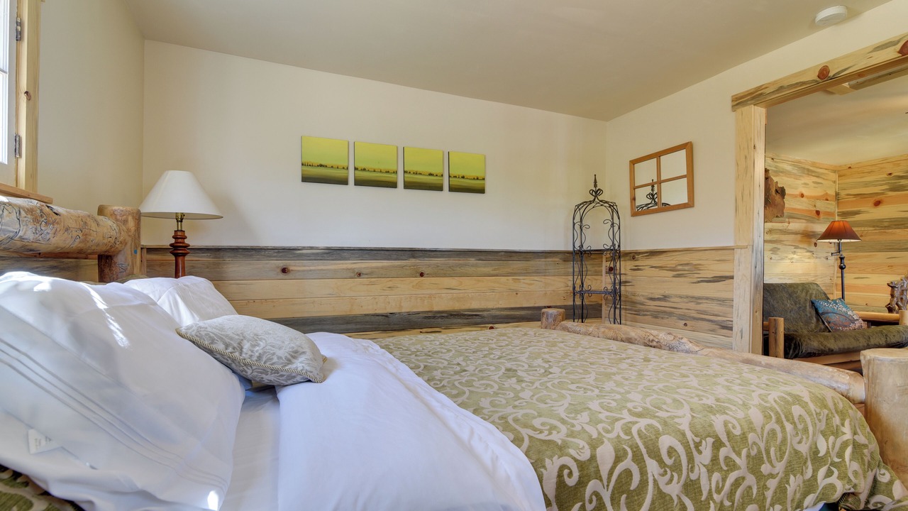 Photo of Bedroom in Allenspark