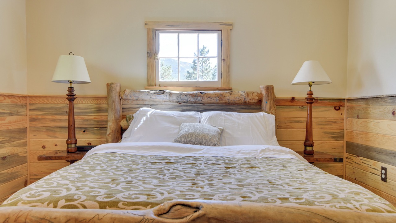 Photo of Bedroom in Allenspark