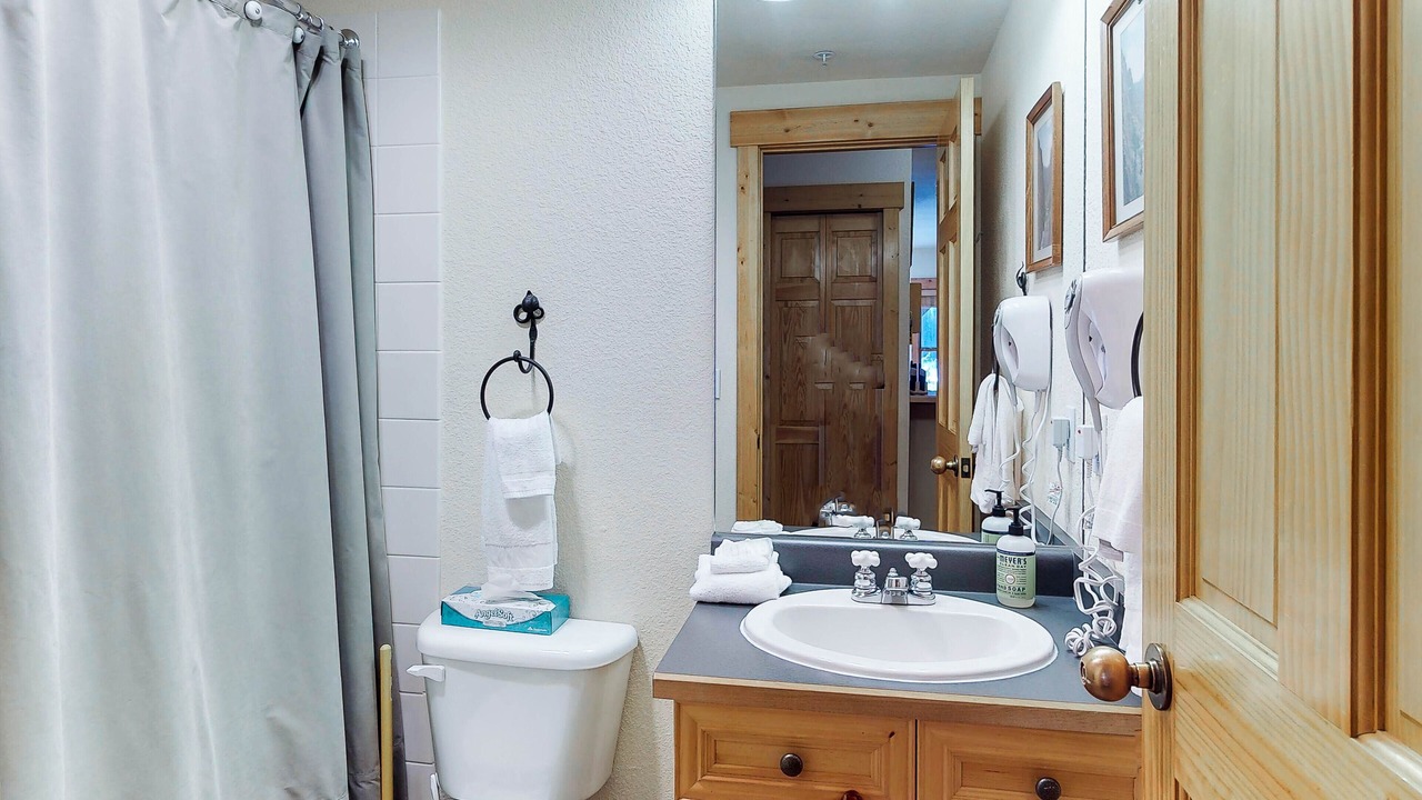 Photo of Bathroom in Mountain House
